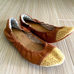 Newish leopard style flats